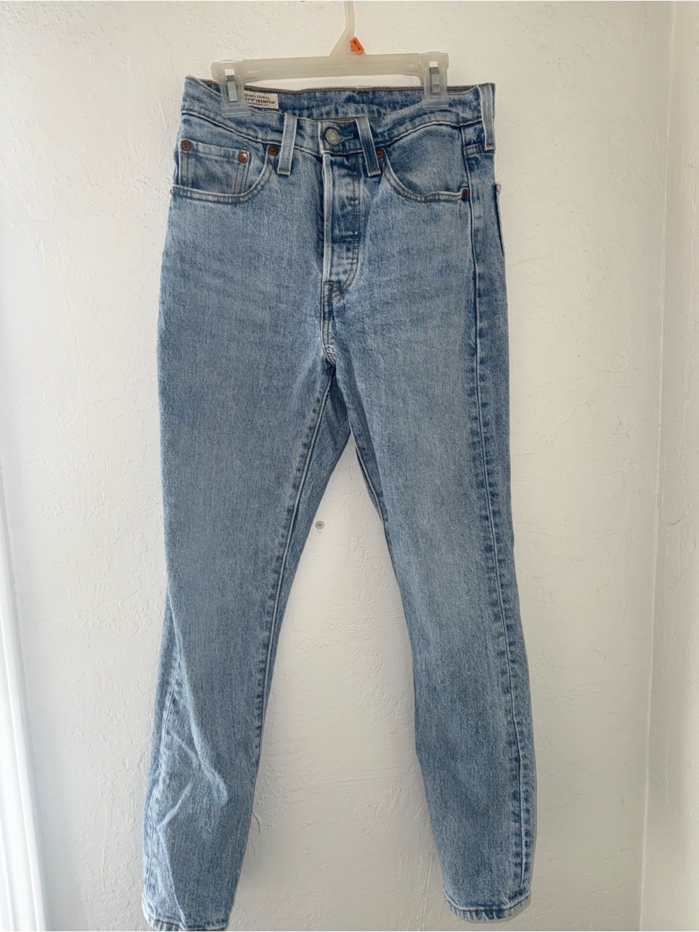 Levi's Light Wash High-Rise 501 skinny Jeans